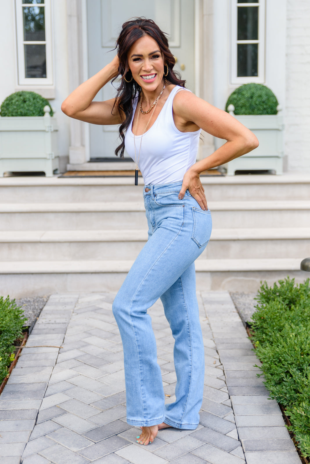 Rylee 90s High Rise Straight Leg Jeans