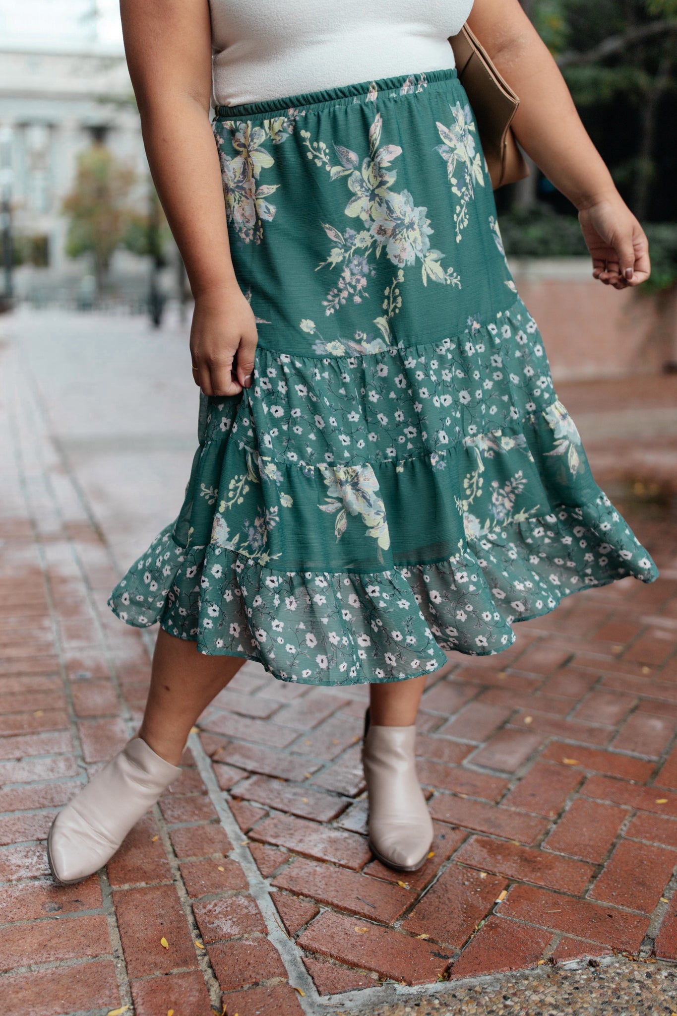 Zoe Floral Midi Skirt in Hunter Green